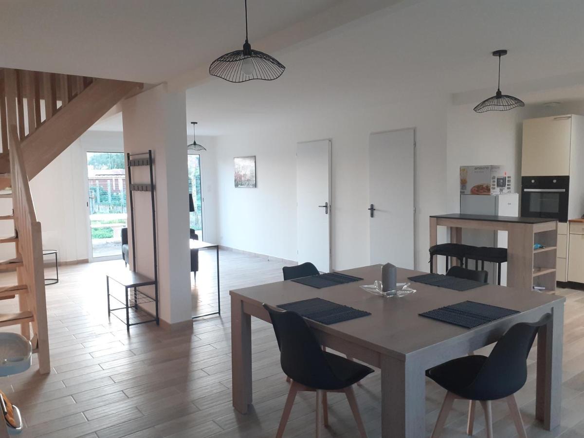 Le Gambetta Villa Flixecourt ภายนอก รูปภาพ